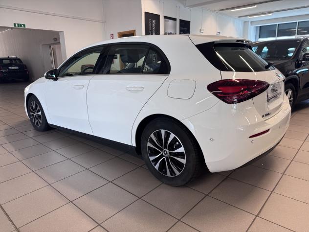 Mercedes-Benz Classe A A 180 d Advanced auto - Foto 4