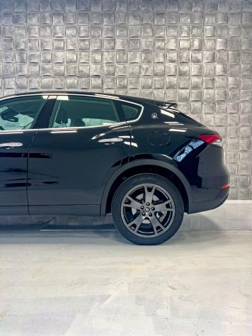 Maserati Levante V6 AWD Executive - Foto 3