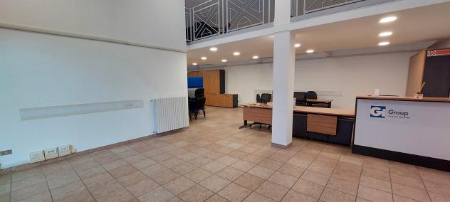 BESANA BRIANZA - ampio ufficio in locazione - Foto 6