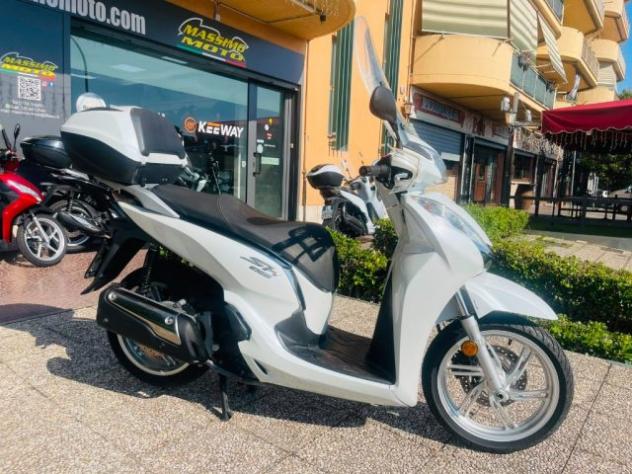 HONDA SH 300 i TUTTO INCLUSO ANCHE PASSAGGIO! MINI RATE rif. 23958904 - Foto 10
