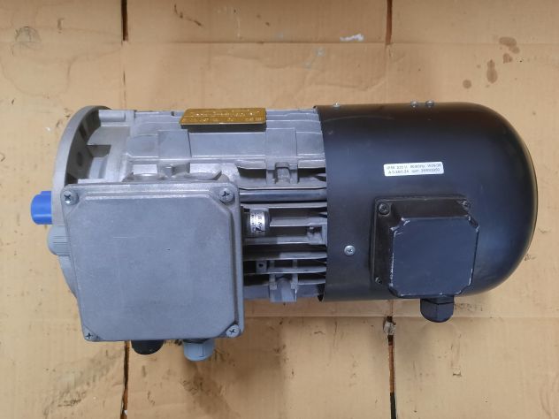 MOTORE TRIFASE A DOPPIA VELOCITA 2880-400 RPM COD. MADP100A212 N.E0283807-VBML2 - Foto 4