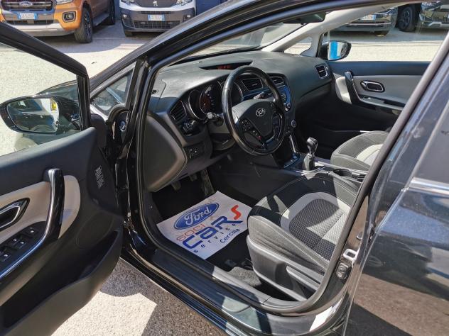 Kia Ceed 1.6 CRDi 110cv 5 porte Cool - Foto 7