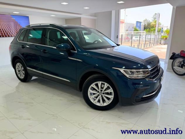 VOLKSWAGEN Tiguan 2.0 TDI 150 CV SCR DSG Life rif. 23991597 - Foto 8