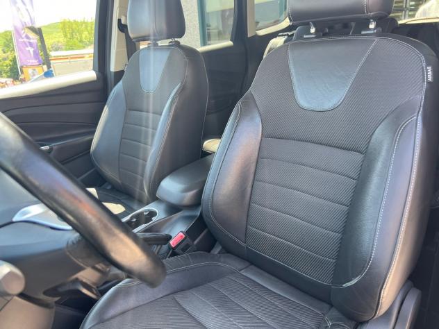 Ford Kuga 2.0 TDCI 163 CV 4WD Powershift Titanium - Foto 10