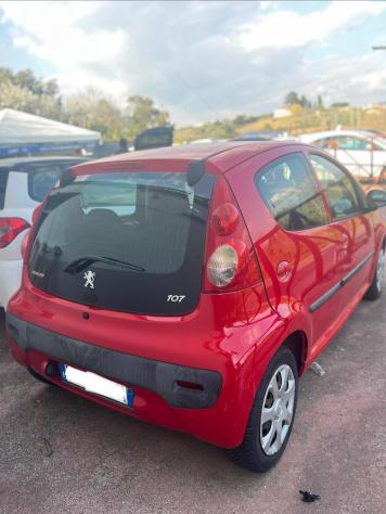 Peugeot 107 1.0 68CV 5p. Sweet Years - Foto 4