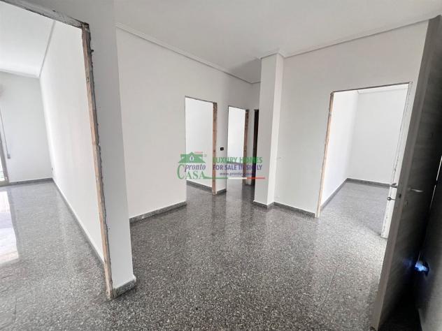 Rif: 2598 - In vendita appartamento con esposizione angolare - Comiso - Foto 4