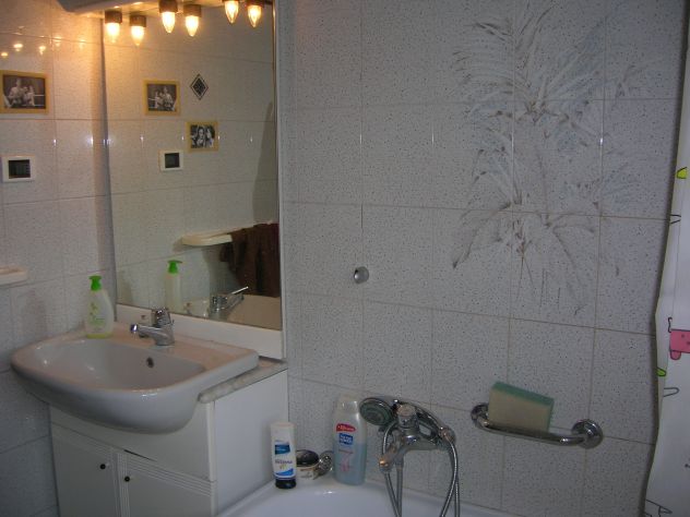 Ampia camera singola – 470 €/mese, spese condominiali e riscaldamento inclusi - Foto 2