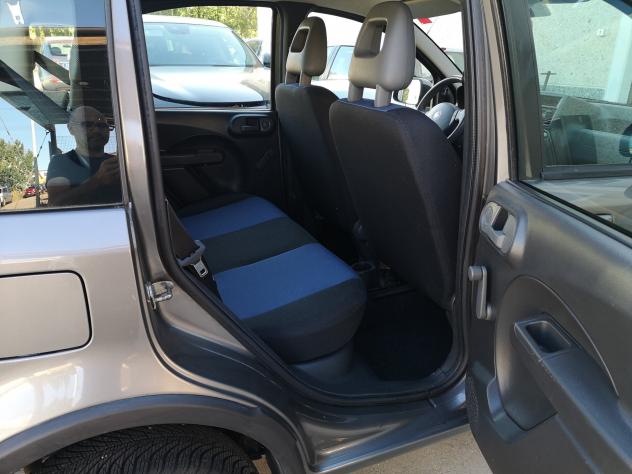 Fiat Panda 1.3 MJT 16V DPF 4x4 Climbing - Foto 8