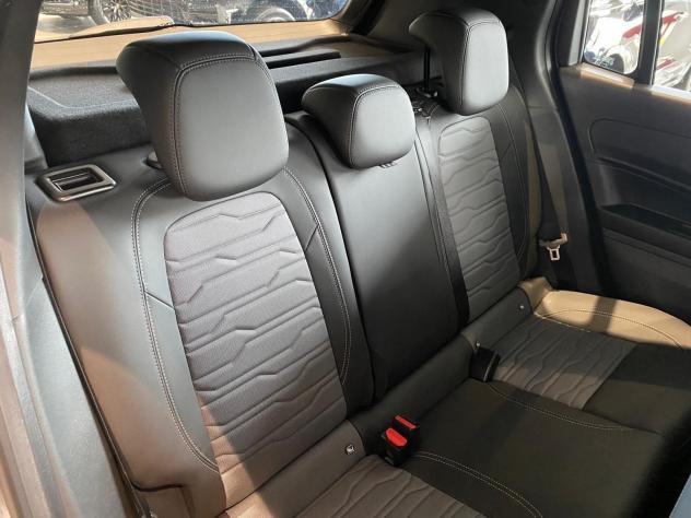 Jeep Avenger 4xe Hybrid 1.2 MHEV 4xe Upland - IVA Esposta - Foto 10
