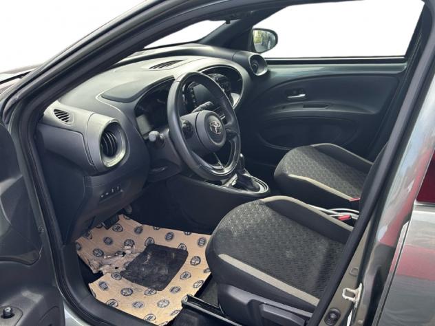 Toyota Aygo X Aygo X 1.0 Limited Air 72cv s-cvt - Foto 10