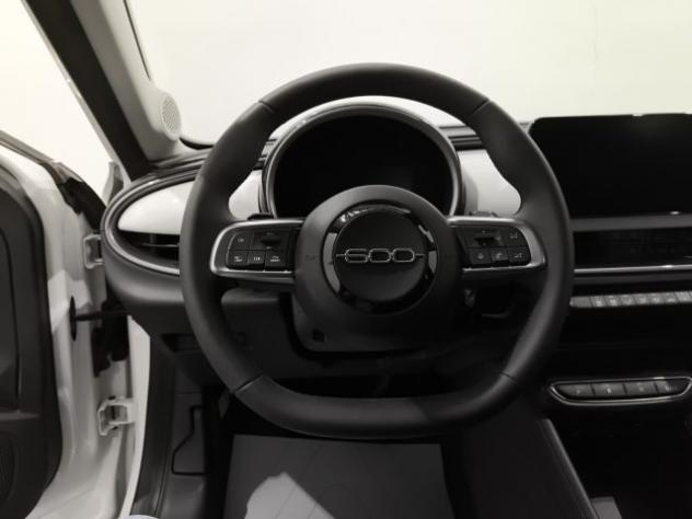 FIAT 600 Hybrid 100cv DCT MHEV Icon rif. 24139155 - Foto 10