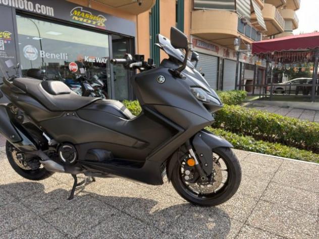 YAMAHA T-Max 560 TUTTO INCLUSO ANCHE PASSAGGIO! MINI RATE rif. 24162395 - Foto 3