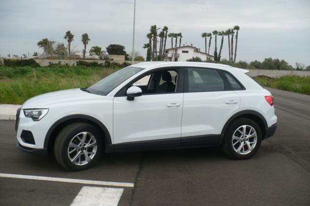 Audi Q3 35 TDI S tronic Business Advanced - Foto 4