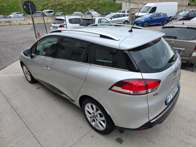 Renault Clio Sporter dCi 8V 90 CV edc Intens - Foto 4