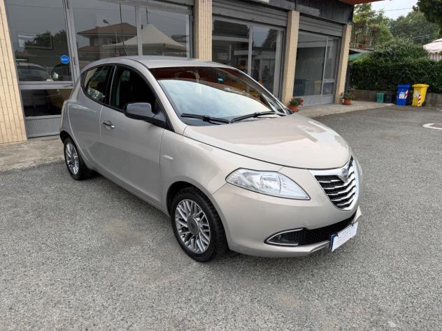Lancia Ypsilon 1.2 69 CV 5 porte S&S Gold - Foto 6