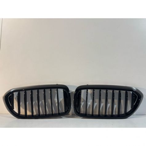 BMW 5 G30 G31 Griglia anteriore nera sx - 17667 - Foto 6