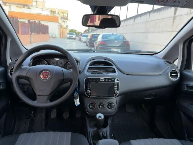 Fiat Punto 1.3 MJT II S&S 95 CV 5 porte Street - Foto 7