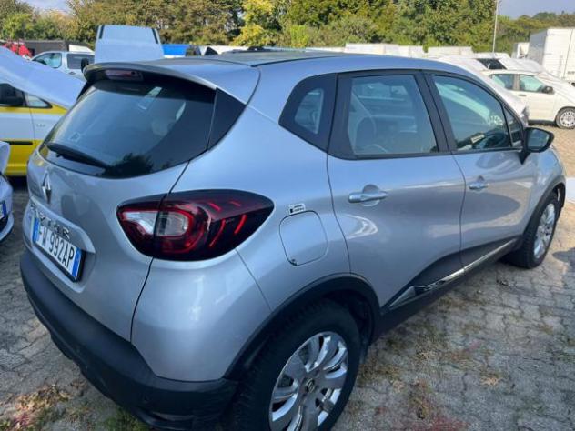 RENAULT Captur dCi 8V 90 CV EDC Initiale Paris rif. 24160552 - Foto 2