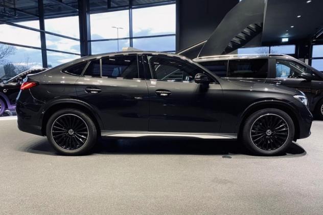 Mercedes-Benz GLC 220 d 4M CoupAMG - Foto 8
