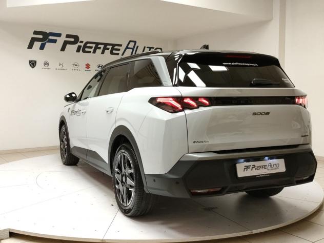 Peugeot 5008 Nuovo 5008 Hybrid 136 e-DCS6 GT - Foto 3