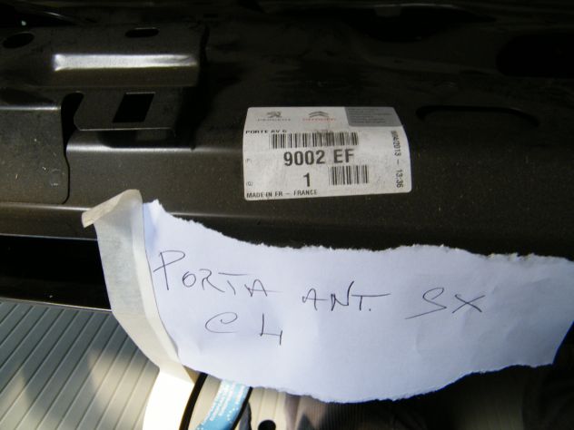 PORTIERA nuova ANT. SINISTRA CITROEN C 4 codice n. 9002EF