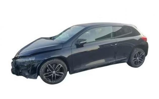 RICAMBI USATI AUTO VOLKSWAGEN Scirocco Serie (137) diesel 2.0 (0814)
