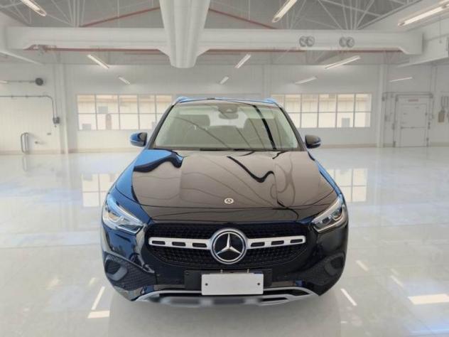 Mercedes-Benz GLA 200 d 150 CV Automatica Business Extra - Foto 3