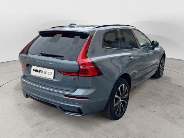 Volvo XC60 B4 197+14 CV AWD Mild Hybrid Diesel Automatico Ultimate Dark - Foto 2