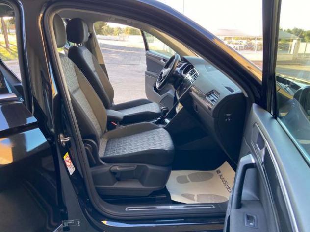 VOLKSWAGEN Tiguan 2.0 TDI 150 CV SCR DSG Life rif. 23795491 - Foto 9