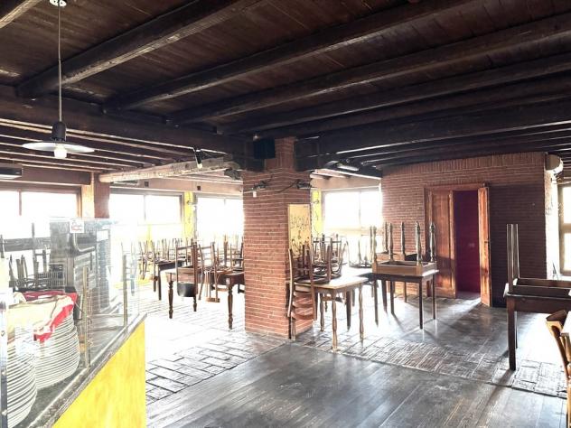 AFFITTASI NEGOZIO PER CENTRO DIAGNIOSTICO - ADIACENTE STATALE 36 - COSTA MASNAGA