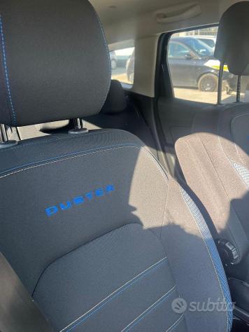 Vari pezzi di ricambio dacia duster - Foto 6
