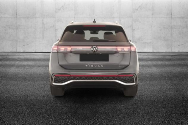 VOLKSWAGEN Tiguan 2.0 TDI 193 CV DSG 4MOTION R-Line rif. 24072201 - Foto 5