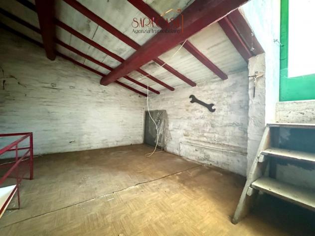 IMMOBILE CON TRE UNITA' ABITATIVE, CORTE E GARAGE DOPPIO - Foto 14
