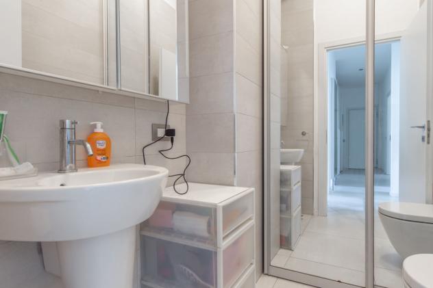 milano splendido appartamento via Paduli 18 ristrutturato piano alto soggiorno cucina vista due camere bagno euro 485.000 ? trattabili info@lecaseital - Foto 5