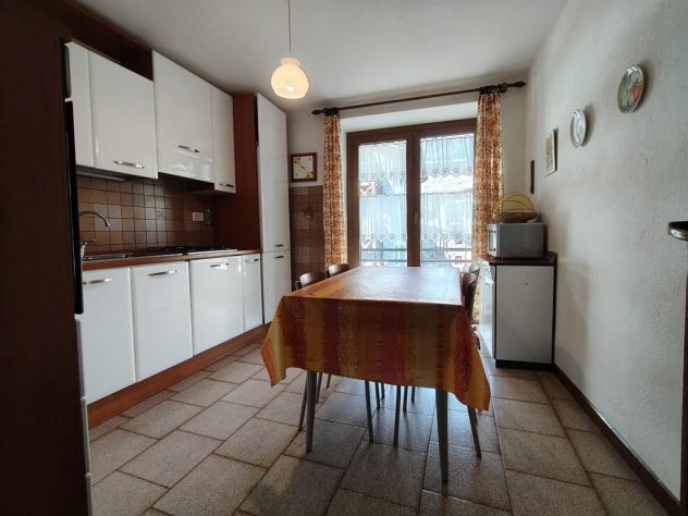Ampio trilocale in centro a Cesana Torinese - Foto 2