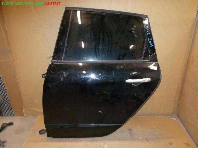 PORTA POST.S. NERO MET CON ALZACR. RENAULT SCENIC (J95)  Carrozzeria  Lamierati esterni  Porte  Porta post. sx. RENAULT - SCENIC - 01-05-2009 - 01-10-