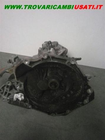 CAMBIO COMPL. MONT. SU Z10XE KM 80.000 OK OPEL CORSA (X01)  Meccanica  Cambio e trasmisione  Cambio  Cambio OPEL - CORSA B - 01-10-2003 - 01-11-2006