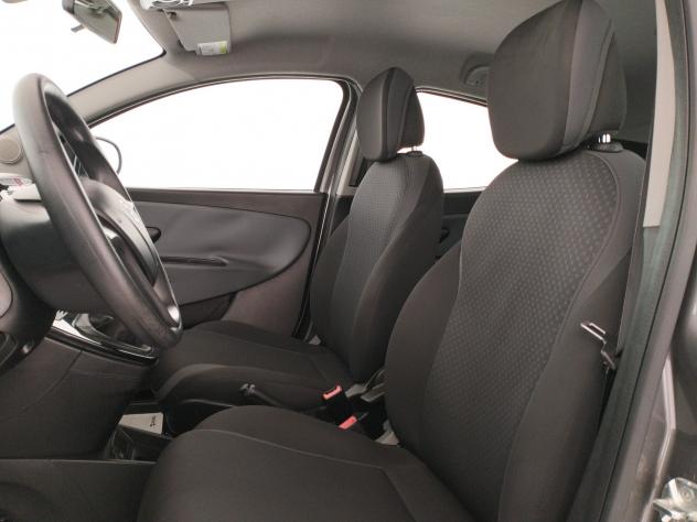 Lancia Ypsilon 1.2 69 CV Silver - NEOPATENTATI - Foto 9