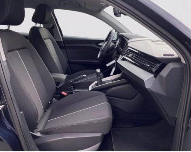 AUDI A1 citycarver 30 TFSI Identity Contrast rif. 24039804 - Foto 9