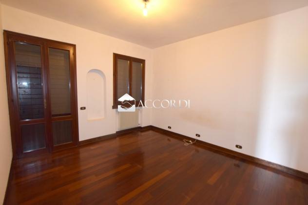 CASA INDIPENDENTE di 4 vani e di 600 mq (ASOLO) rif. LG49 - Foto 6
