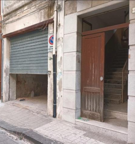 Casa Indipendente in Vendita in Via Romagnosi a Floridia