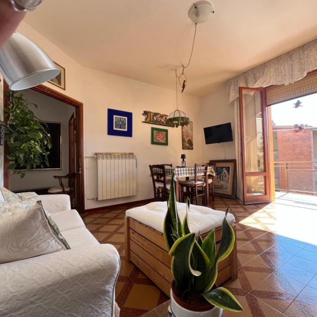 Appartamento in vendita -- Pitigliano (GR), zona nuova
In una tranquilla e comoda zona residenziale di Pitigliano, proponiamo in vendita un appartame - Foto 7