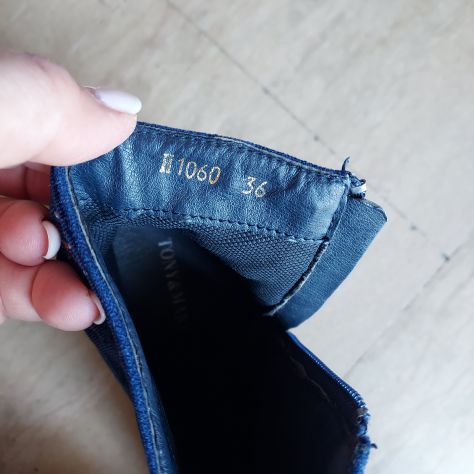 stivaletti in velour ricamati - Foto 3