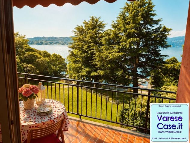 Ispra – Elegante bilocale arredato con splendida vista sul Lago Maggiore - Foto 8