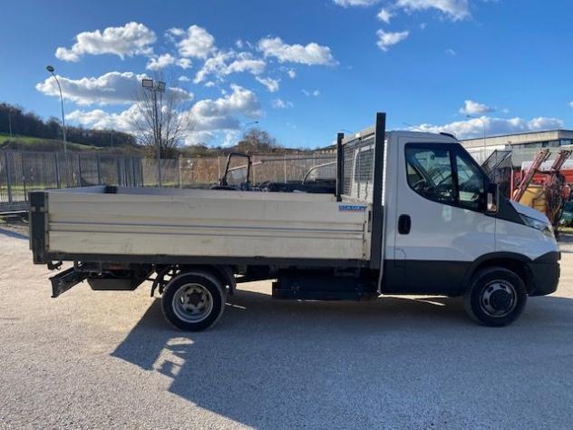 IVECO 35C14N ANNO 2014 EURO VI KM 284570 CON CASSONE rif. 20116121
