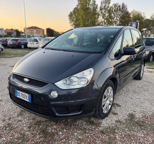 Ford S-Max+ 2.0 TDCi 140CV DPF - Foto 10