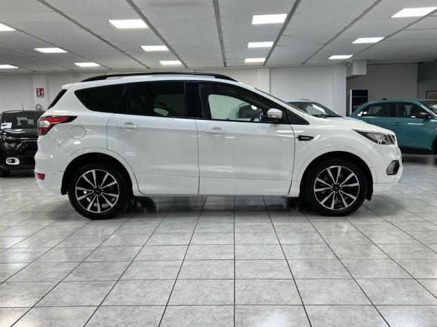 Ford Kuga 1.5 TDCi 120CV 2WD ST-Line Business - Foto 4