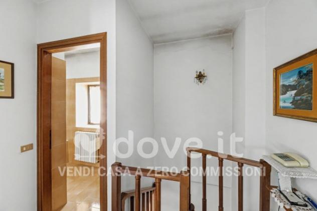Villa di 144 m² con 4 locali in vendita a Angera - Foto 14