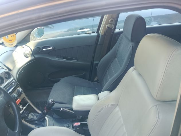 Auto alfa Romeo - Foto 6