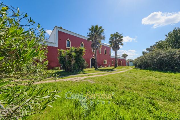 Antica e prestigiosa masseria nel Salento